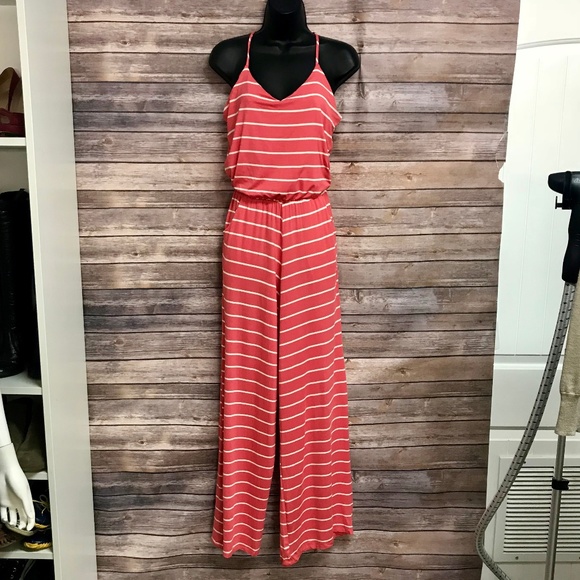 (Last one) Coral Jumpsuit - Picture 5 of 7